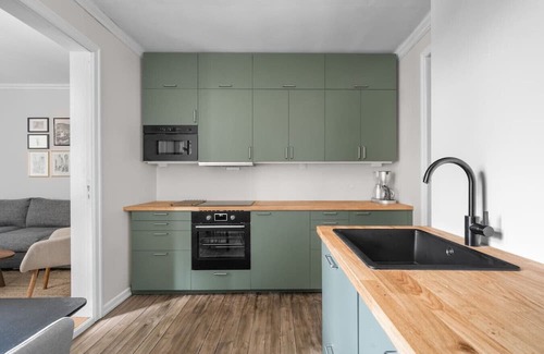 Sentrum Apartment | Colorful Apartment - Right next to Grieghallen!