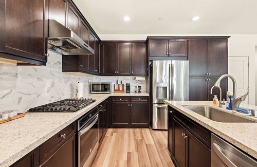 Chino House | Comfort & Style Home Near the Airport