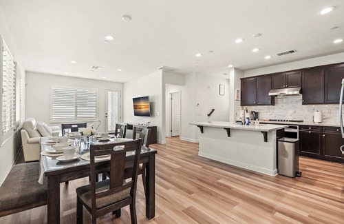 Chino House | Comfort & Style Home Near the Airport