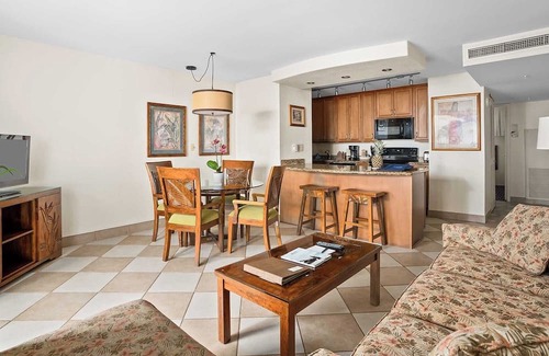 Honokowai Condo | Kaanapali Shores 435 By Parrish Maui