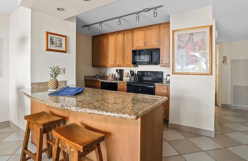 Honokowai Condo | Kaanapali Shores 435 By Parrish Maui