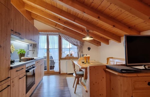 Kruen Apartment | Schöttelkarspitz apartment "Nr.5"/1 bedroom/shower, WC - Alpenparadies, guest house