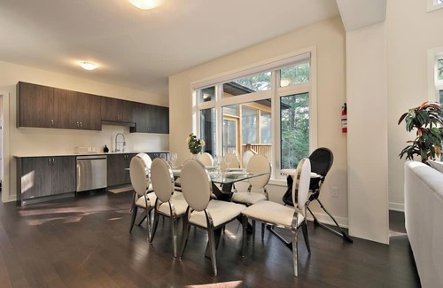 Dwight Cottage | Newly Built Retreat - Fire pit, Games, Nespresso