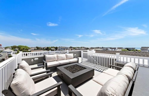 Beach Haven House | Modern Coastal Escape – New Construction, Family-Friendly, Walk to Beach