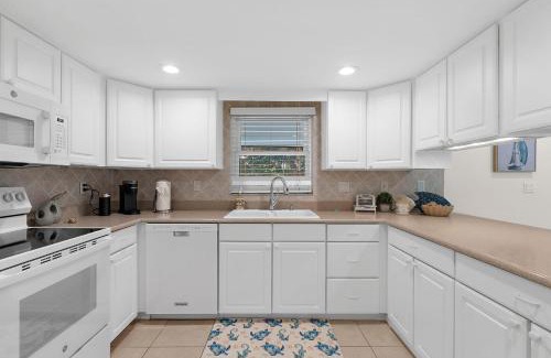 South Gate Ridge House | Helene's Coastal Escape