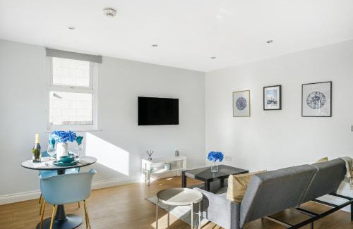 Harlesden Apartment | LiveStay - Modern Apartments on Acton Lane