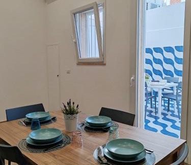 Altamura House | Blue wave