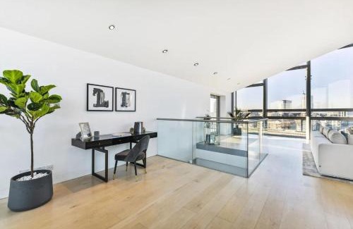St. Mary's Park Apartment | London Penthouse With Breathtaking Views