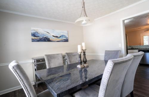 Loganville House | 3 bed bath loganville manor