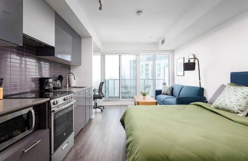Garden District Apartment | Spacious Studio with Balcony and City Views