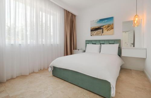 Oradea House | Maya House with Thermal Water Swimming Pool