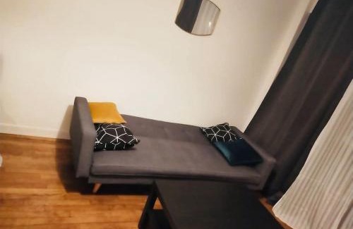 Bondy Apartment | Bel appartement à 15 minutes du centre de Paris- Carnot