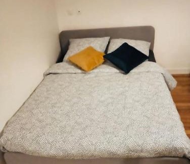 Bondy Apartment | Bel appartement à 15 minutes du centre de Paris- Carnot