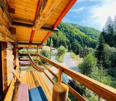 Maguri-Racatau Ski Chalet | Rustic Chalet in the mountains of Transylvania
