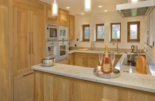Zweisimmen Nr Gstaad Ski Chalet | Gstaad Chalet with Private Sauna Hot Tub