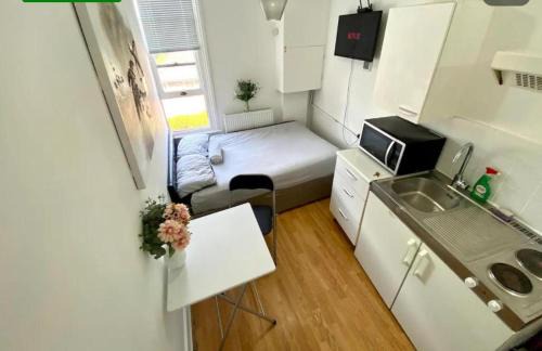Highgate Apartment | Studio apartment in a convenient location
