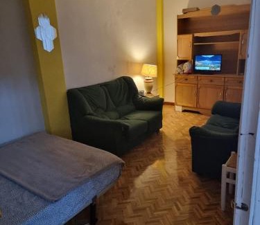Talavera de la Reina Apartment | Apartamento Tradicional piso centro completo en Talavera de la reina, Toledo.
