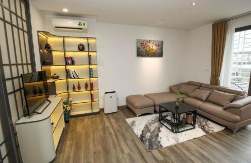 Cong Vi Apartment | Hibiki Apartment 501