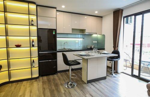 Cong Vi Apartment | Hibiki Apartment 402