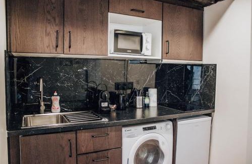 Quartier Sainte-Avoye Apartment | Lovely Studio Le Marais