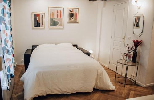 Quartier Sainte-Avoye Apartment | Lovely Studio Le Marais