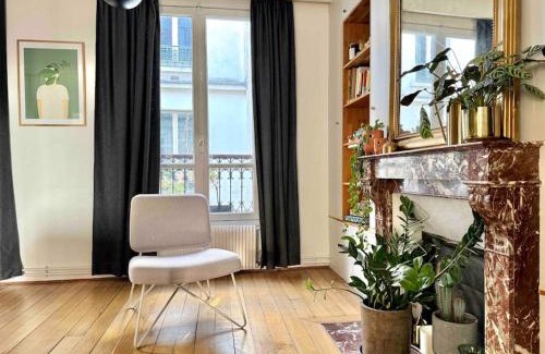 Quartier de Rochechouart Apartment | Appartement vue Tour Eiffel - Paris 9