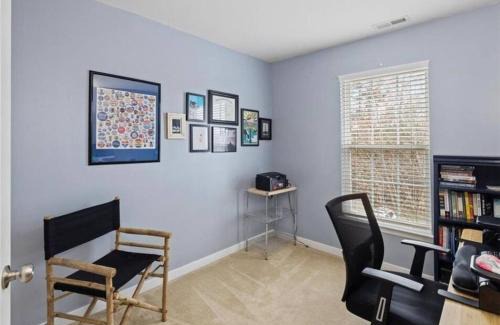 North Chesterfield Apartment | Charming Townhome Oasis