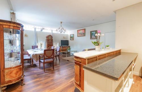 Le Thillay Apartment | STUDIO