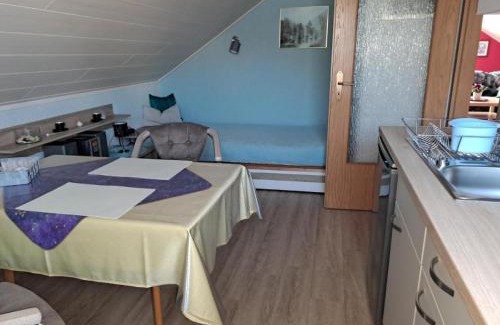 Waldbuttelbrunn Apartment | Ferienwohnung Seegarten