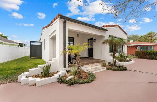 Redington Beach House | Redington Beach Bungalow