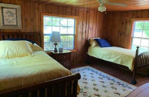 Dunnellon House | Florida Central area farm setting home close to HITS & WEC
