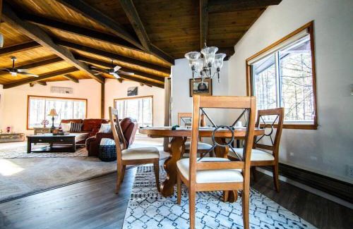 Prescott House | Prescott Goldwater Lake Getaway