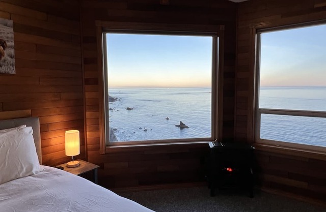 Cliffside Oceanview home with views of the channel