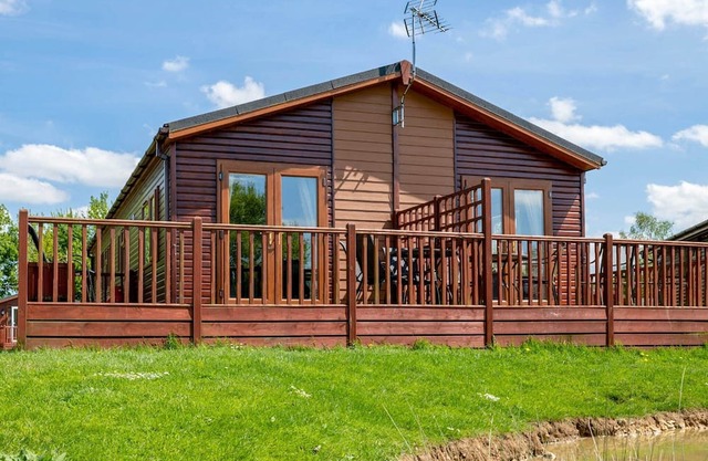 2 bedroom accommodation in Yaxham, Dereham