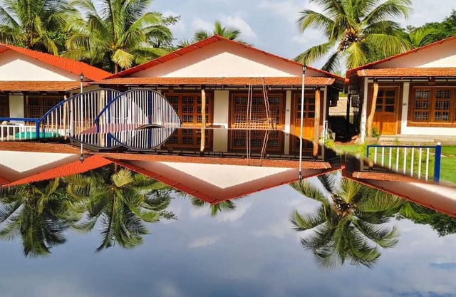 De Orchid Resort