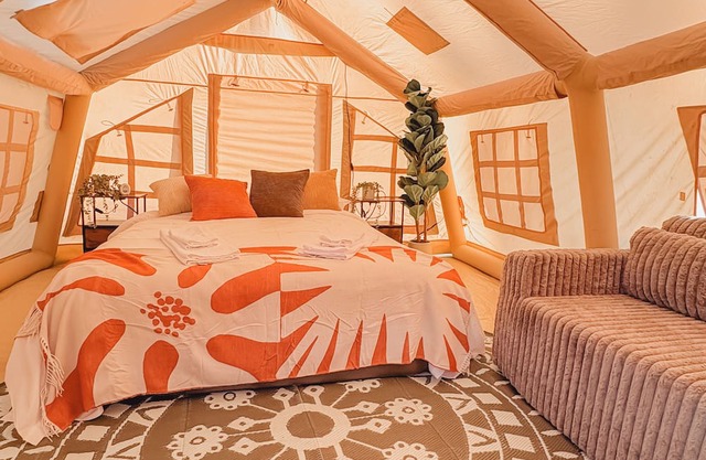 Cozy Safari Tent at Prairie Junction