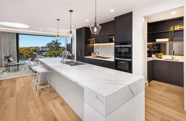 Brand New Luxury Townhouse - 5 Minutes From Manly Beach