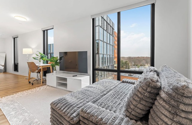 Luxury Studio near Harvard 4260