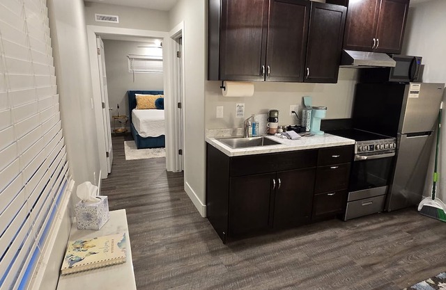 NEW Charming 1-bedroom casita in superb St. George with WiFi, AC