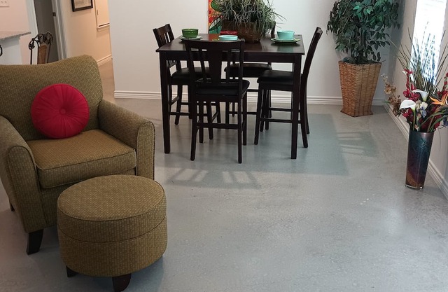 Welcome to our spacious and inviting 3-bedroom rental, in Central Texas