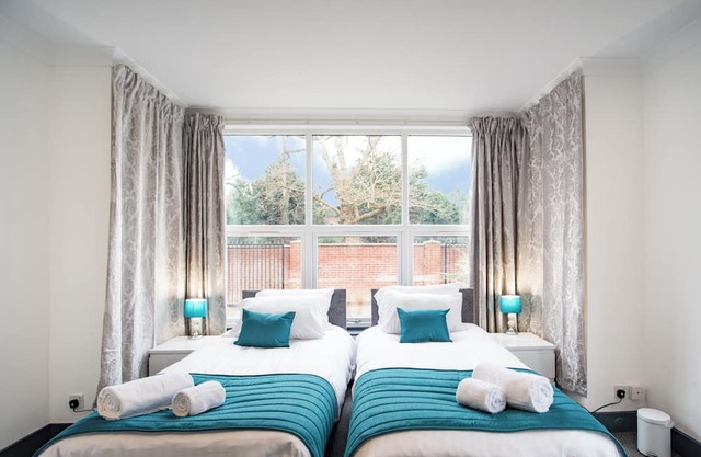 Deluxe Triple room of 3 with view