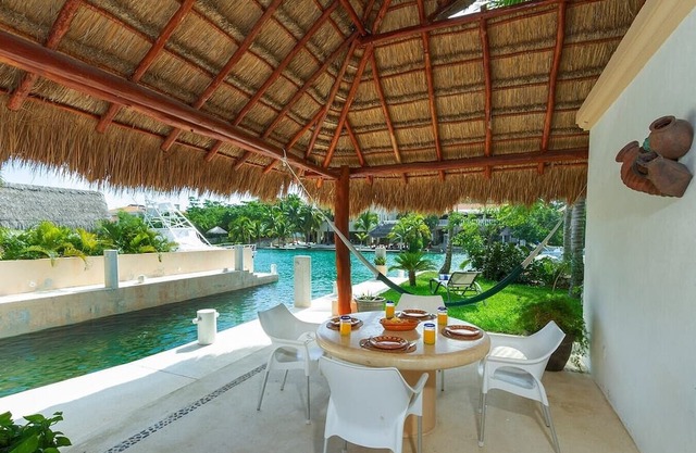 Villa Marina - Exclusive Canal Home w/Private Pool