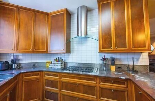 Spacious Lux 1BR Magnolia Escape