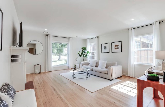 Luxury 3-bedroom Newly Remodeled Historical House in Downtown Oklahoma City
