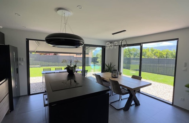 120 m2 family home with garden and swimming pool
