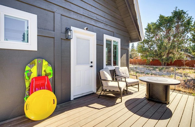 Year-Round Big Bear Retreat < 10 Mi to Lake & Ski!