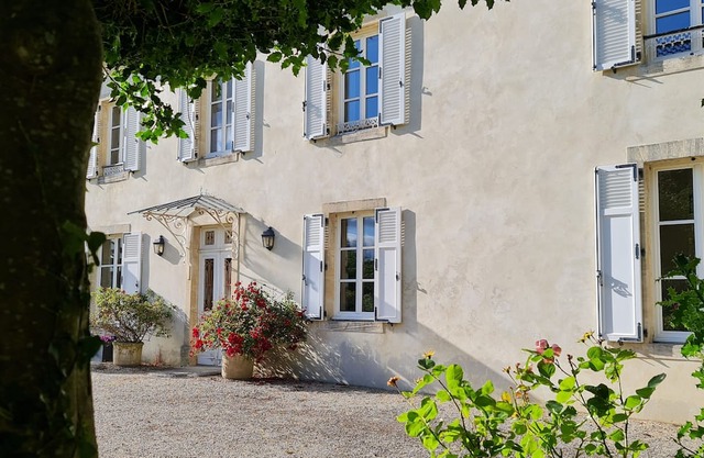 Double Chambre Pour une Famille, à la Campagne Près de Bayeux et des Plages