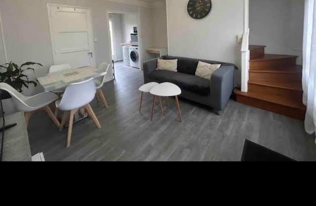 Maisonnette T3 duplex 4 pers + baby. Fully equipped, comfort assured.
