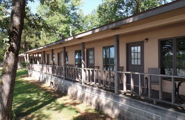 Cozy Cabin on the Ohio River!