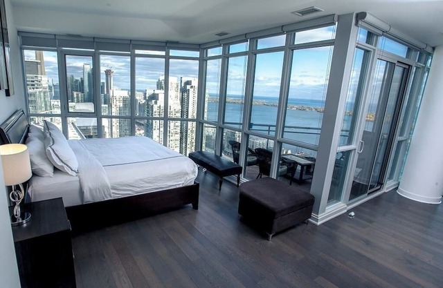 City/Lake view 2-storey condo w/parking